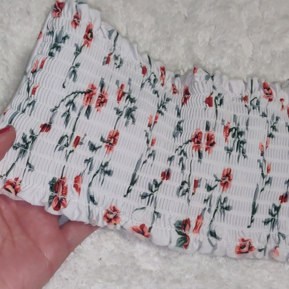 Swimsuit - Picture 3 of 3